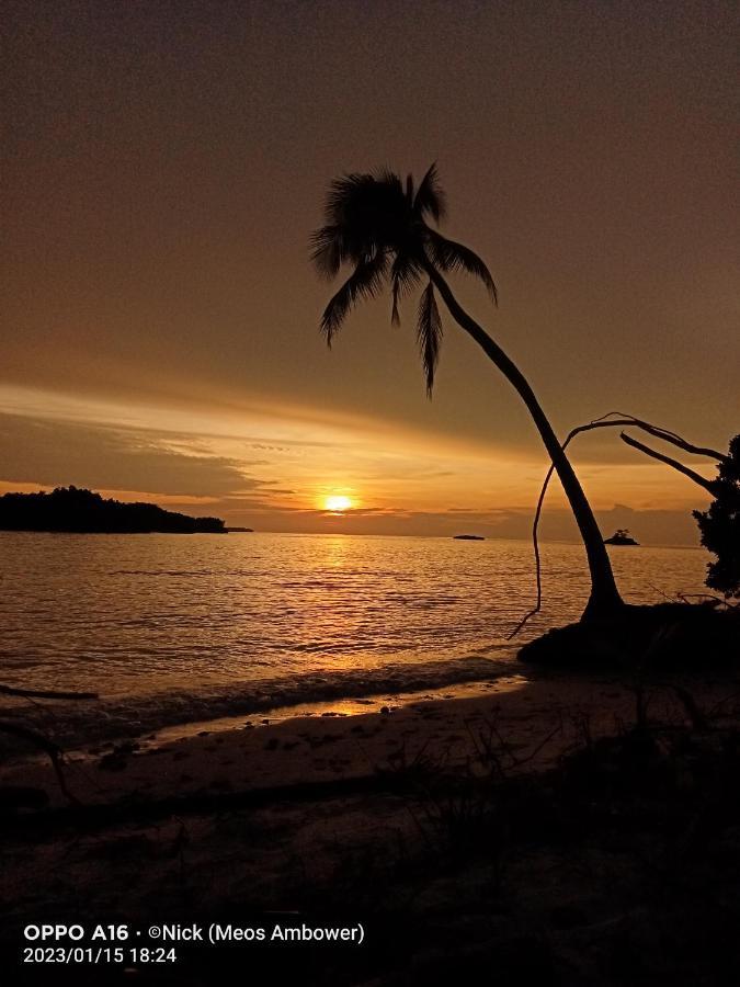 Meos Ambower Homestay Raja Ampat Fam Kültér fotó