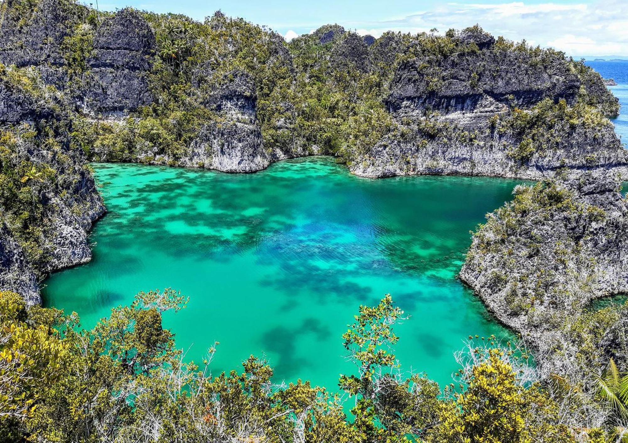 Meos Ambower Homestay Raja Ampat Fam Kültér fotó